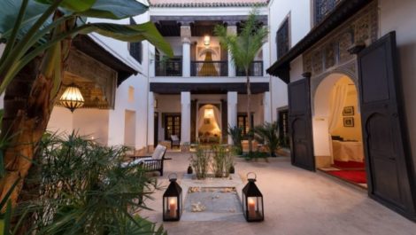 Luxurious and luminous Riad having preserved many period elements, a lot of character, rare