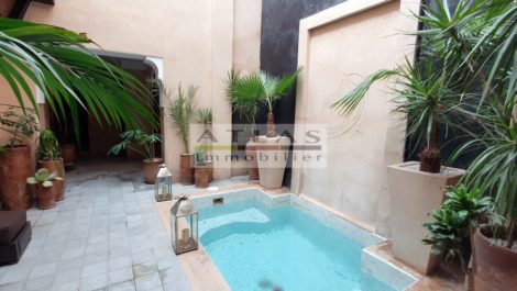 RIAD A FEW HUNDREDS OF METERS FROM THE BAHIA PALACE – EXCEPTIONAL TERRACE VIEW