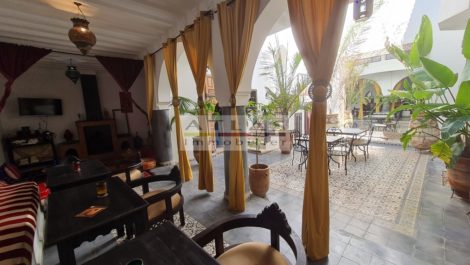 Dar el Bacha: Riad with two pools in the best location!