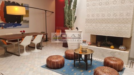 Magnificent refined Riad with SPA in the basement and pool on the terrace