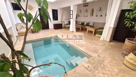 Marrakech : Riad for sale in Bab Doukkala, limit Dar El Bacha