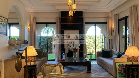 Marrakech: Magnificent four bedroom villa close to the Amelkis Golf
