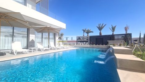 Marrakech : Villa cinq suites de prestige à l’Agdal – RARE