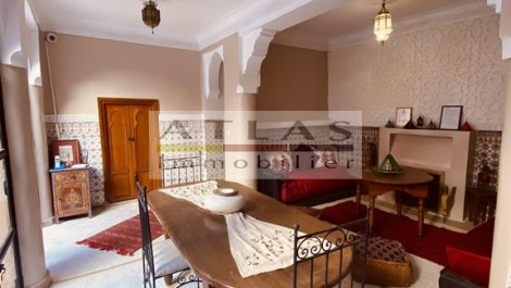 Marrakech : Riad Classé Maison d’hôtes – Lumineux, bien placé !