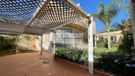 Agadir : Belle villa pavillonnaire, quartier Illigh