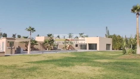 Marrakech : Superbe villa contemporaine route d’Amizmiz