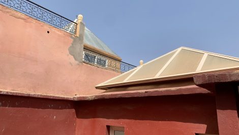 Marrakech : Petit riad face aux remparts de la médina