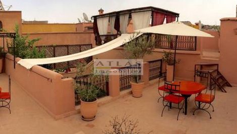 Marrakech : Riad Classé Maison d’hôtes – Lumineux, bien placé !