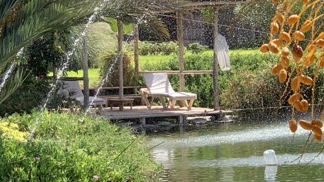 Élégant Oasis : Une Splendide Kasbah de 1,7 Hectare aux Pieds des Montagnes de l’Atlas