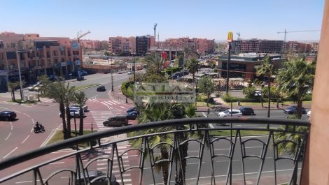 Marrakech-Location longue durée : Appartement de Charme avec Vue sur McDonald, Route de Casablanca, Marrakech
