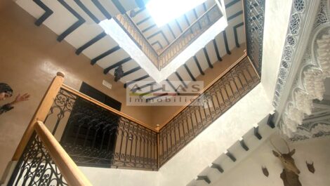 Marrakech : Charming pied-à-terre with neo-Moorish architecture