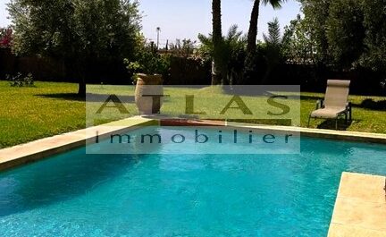 Single-Story Villa with Pool and Rooftop 20 Minutes from Marrakech