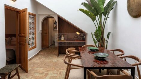 Riad Rénové avec Piscine Chauffée à Bab Doukkala – Produit Rare, Clés en Main !