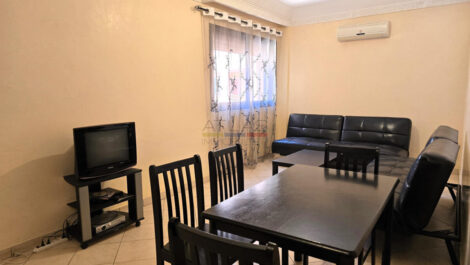 Long-Term Rental – Furnished Apartment with Balcony, Pool Access, and AC – Route de Casa, Marrakech