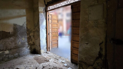 Local commercial stratégique à vendre entre Dar El Bacha et Bab Doukkala – Médina de Marrakech